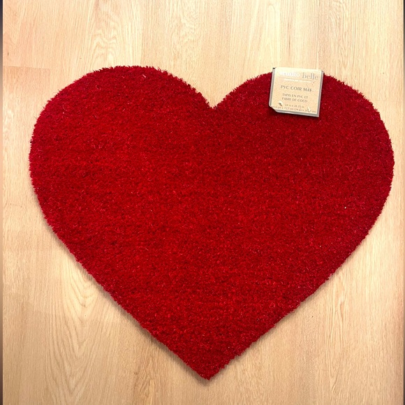 Valentines Heart-Shaped PVC Outdoor Matt (Suitable For Outdoor Or Indoor Use) - Picture 1 of 6